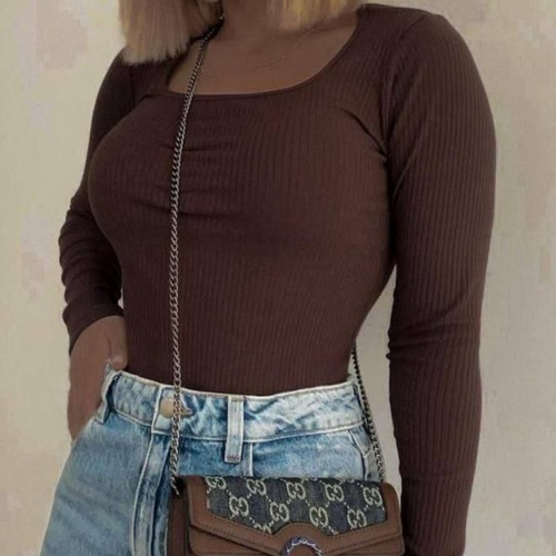 بلوز بیسیک یقه خشتی آستین بلند (ارسال رایگان)